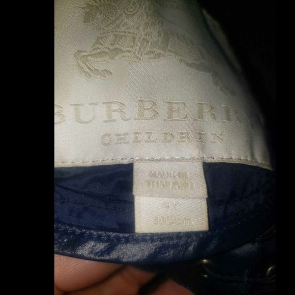 Burberry Vest - Picture 8 of 8